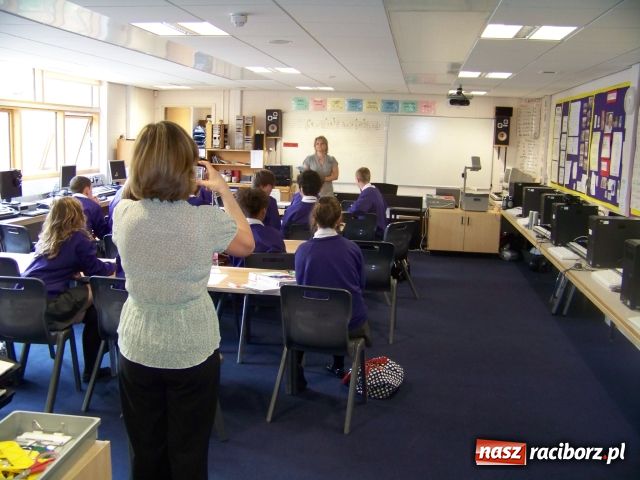 Zdjęcie w galerii na portalu naszraciborz.pl: Wizytowali Anglican High School wiadomości z regionu