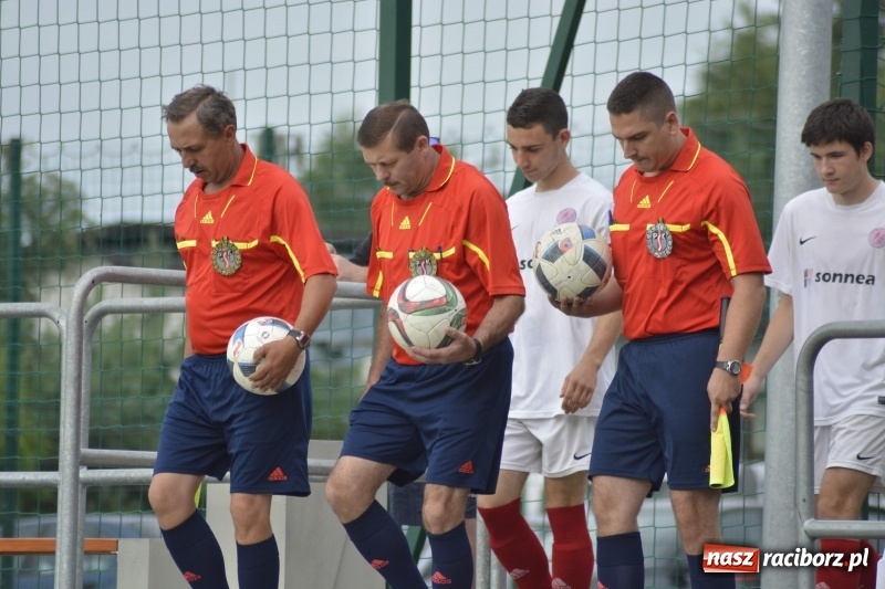 Zdjęcie w galerii na portalu naszraciborz.pl: Kuźnia przegrała w Czyżowicach. Stal zagra w barażu o A klasę wiadomości z regionu