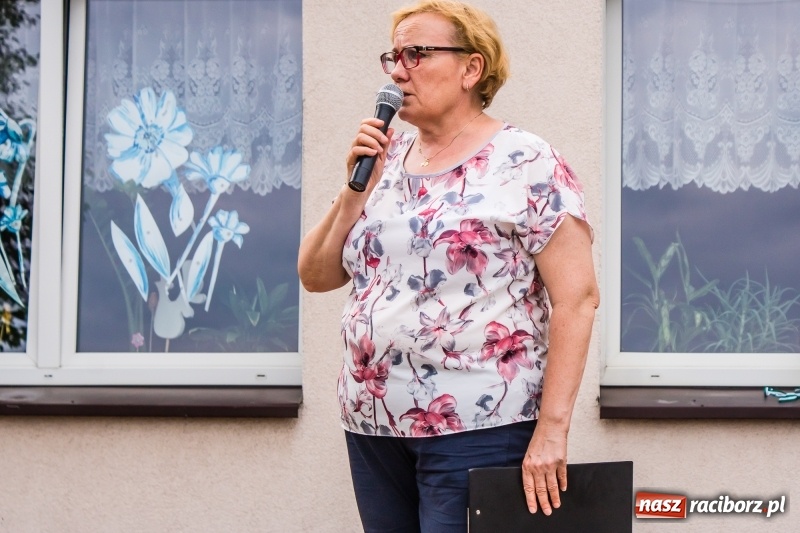 Zdjęcie w galerii na portalu naszraciborz.pl: Śpiew, taniec i bieg o Puchar Burmistrza, czyli Festyn Rodzinny w Borucinie wiadomości z regionu