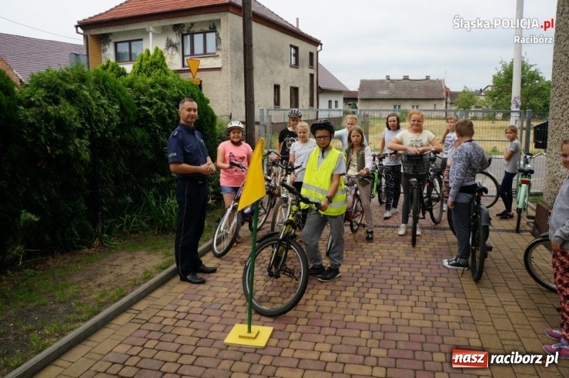 Zdjęcie w galerii na portalu naszraciborz.pl: Uczniowie z Budzisk zdali egzamin na kartę rowerową wiadomości z regionu