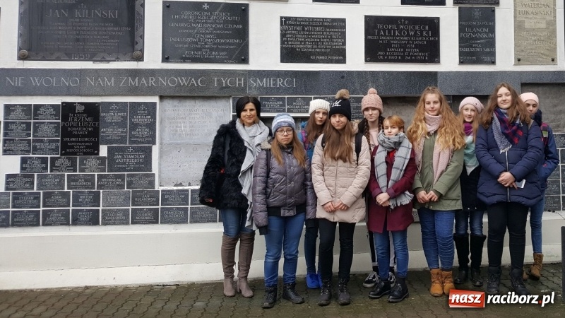 Zdjęcie w galerii na portalu naszraciborz.pl: Warto żyć, by pomagać… młodzież z Nędzy poznała postać Ireny Sendlerowej wiadomości z regionu