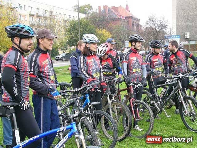 Zdjęcie w galerii na portalu naszraciborz.pl: Rowerowa Masa Krytyczna wiadomości z regionu