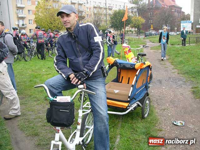 Zdjęcie w galerii na portalu naszraciborz.pl: Rowerowa Masa Krytyczna wiadomości z regionu