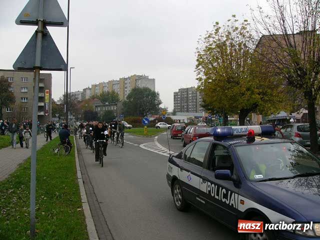 Zdjęcie w galerii na portalu naszraciborz.pl: Rowerowa Masa Krytyczna wiadomości z regionu