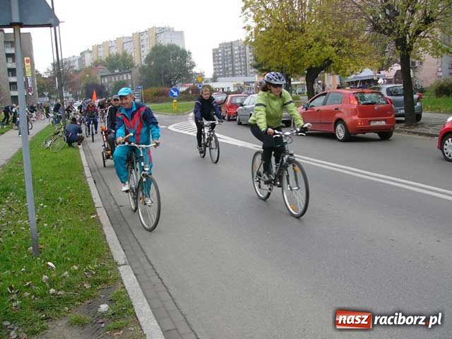 Zdjęcie w galerii na portalu naszraciborz.pl: Rowerowa Masa Krytyczna wiadomości z regionu