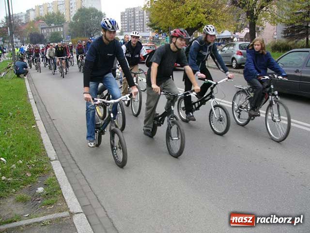 Zdjęcie w galerii na portalu naszraciborz.pl: Rowerowa Masa Krytyczna wiadomości z regionu