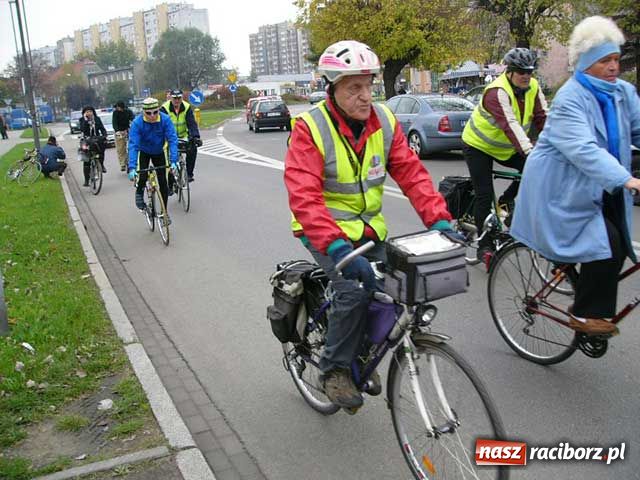 Zdjęcie w galerii na portalu naszraciborz.pl: Rowerowa Masa Krytyczna wiadomości z regionu