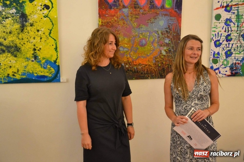 Zdjęcie w galerii na portalu naszraciborz.pl: Spontaniczne ekspresje - wernisaż wystawy na Zamku Piastowskim  wiadomości z regionu