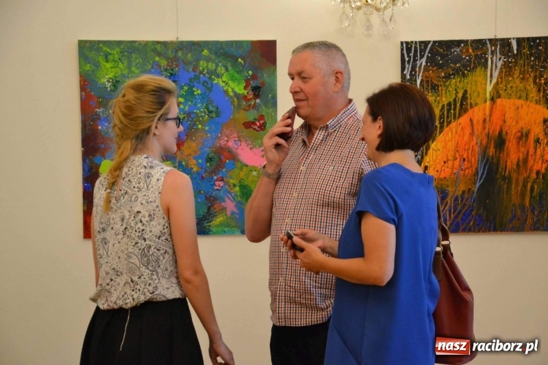 Zdjęcie w galerii na portalu naszraciborz.pl: Spontaniczne ekspresje - wernisaż wystawy na Zamku Piastowskim  wiadomości z regionu