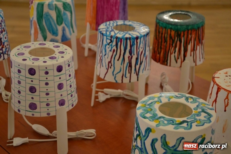 Zdjęcie w galerii na portalu naszraciborz.pl: Spontaniczne ekspresje - wernisaż wystawy na Zamku Piastowskim  wiadomości z regionu