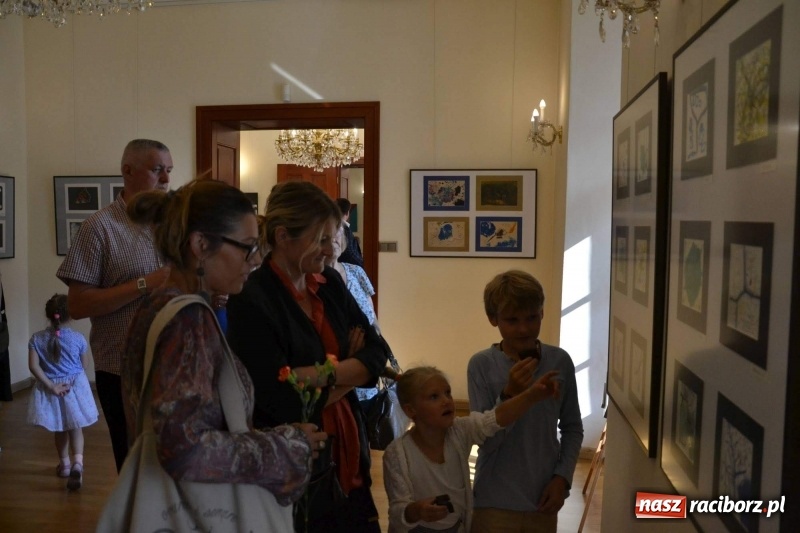 Zdjęcie w galerii na portalu naszraciborz.pl: Spontaniczne ekspresje - wernisaż wystawy na Zamku Piastowskim  wiadomości z regionu