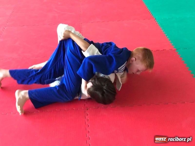 Zdjęcie w galerii na portalu naszraciborz.pl: Młodzi Łamatorzy na rybnickich matach  wiadomości z regionu