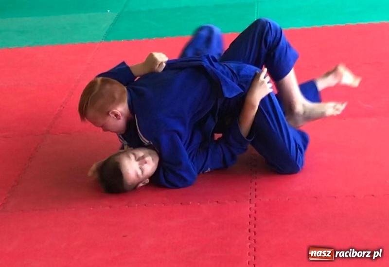 Zdjęcie w galerii na portalu naszraciborz.pl: Młodzi Łamatorzy na rybnickich matach  wiadomości z regionu