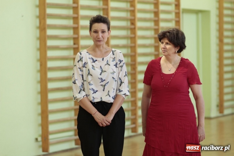 Zdjęcie w galerii na portalu naszraciborz.pl: Uroczystość wręczenia nagród w Gminnym Konkursie Plastycznym wiadomości z regionu