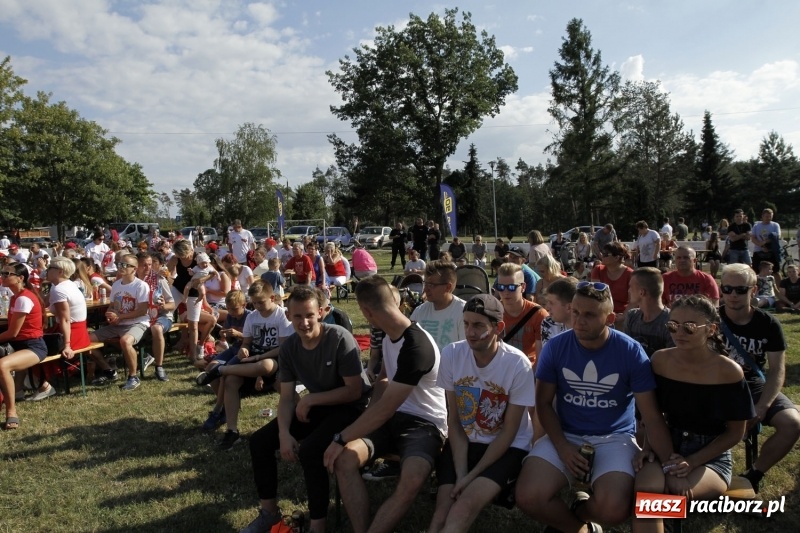 Zdjęcie w galerii na portalu naszraciborz.pl: Kuźnia Raciborska. Piłkarski piknik przy ulicy Lewandowskiego  wiadomości z regionu