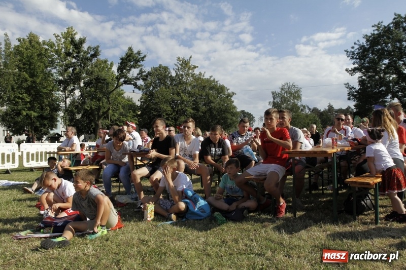 Zdjęcie w galerii na portalu naszraciborz.pl: Kuźnia Raciborska. Piłkarski piknik przy ulicy Lewandowskiego  wiadomości z regionu