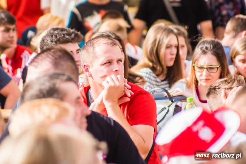 Zdjęcie w galerii na portalu naszraciborz.pl: Była MOC! Było wsparcie! Tak kibicował Racibórz wiadomości z regionu