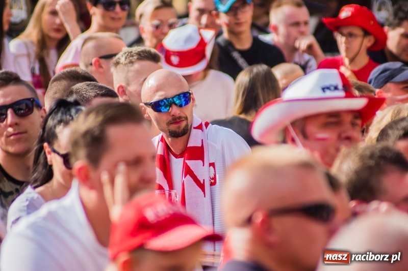 Zdjęcie w galerii na portalu naszraciborz.pl: Była MOC! Było wsparcie! Tak kibicował Racibórz wiadomości z regionu