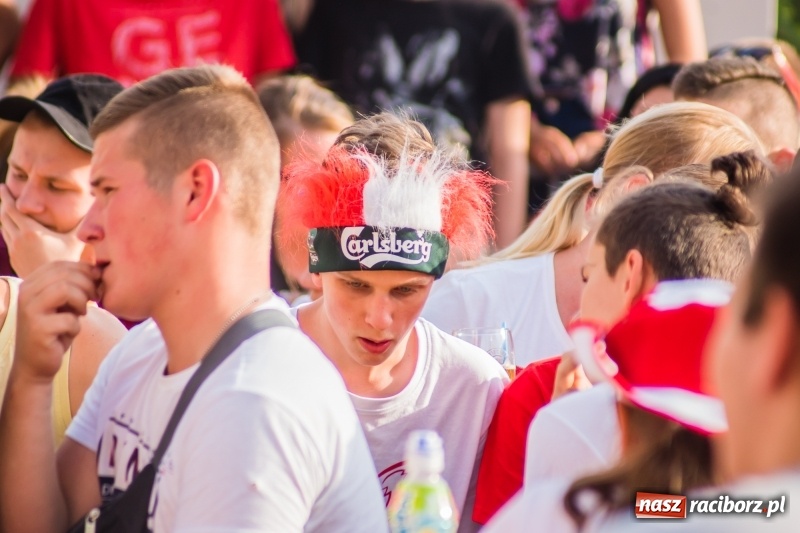 Zdjęcie w galerii na portalu naszraciborz.pl: Była MOC! Było wsparcie! Tak kibicował Racibórz wiadomości z regionu