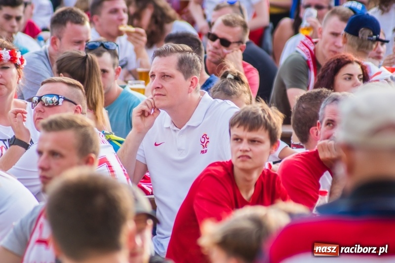Zdjęcie w galerii na portalu naszraciborz.pl: Była MOC! Było wsparcie! Tak kibicował Racibórz wiadomości z regionu