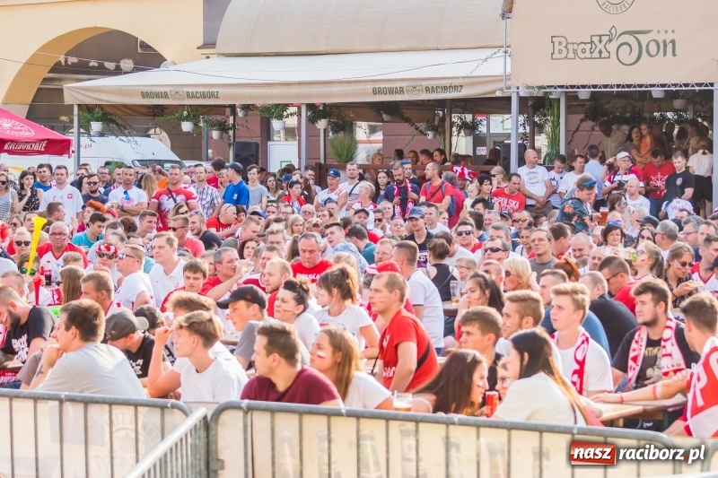 Zdjęcie w galerii na portalu naszraciborz.pl: Była MOC! Było wsparcie! Tak kibicował Racibórz wiadomości z regionu