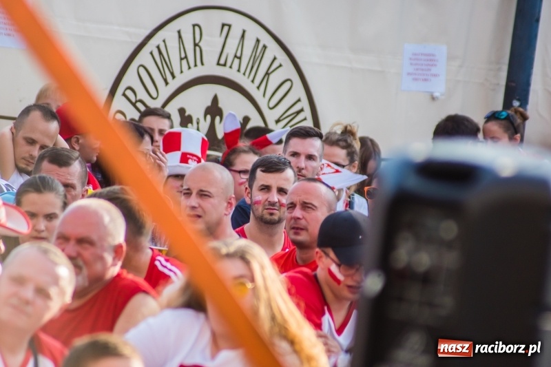 Zdjęcie w galerii na portalu naszraciborz.pl: Była MOC! Było wsparcie! Tak kibicował Racibórz wiadomości z regionu