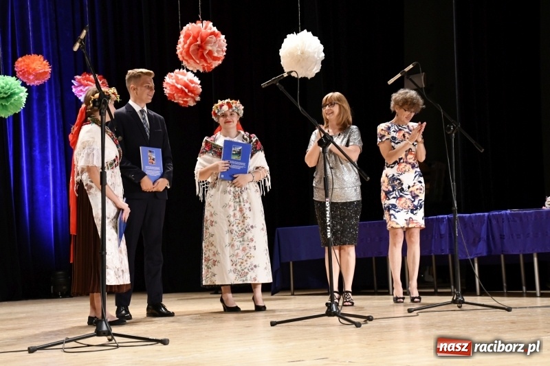 Zdjęcie w galerii na portalu naszraciborz.pl: Orły, Superorły i Orliki - Gala Laureatów SP18 wiadomości z regionu