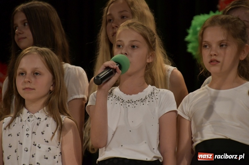 Zdjęcie w galerii na portalu naszraciborz.pl: Orły, Superorły i Orliki - Gala Laureatów SP18 wiadomości z regionu