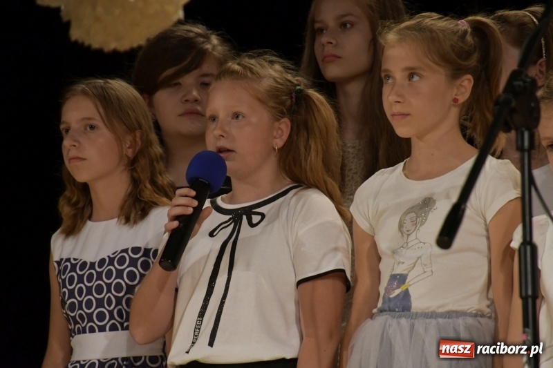 Zdjęcie w galerii na portalu naszraciborz.pl: Orły, Superorły i Orliki - Gala Laureatów SP18 wiadomości z regionu