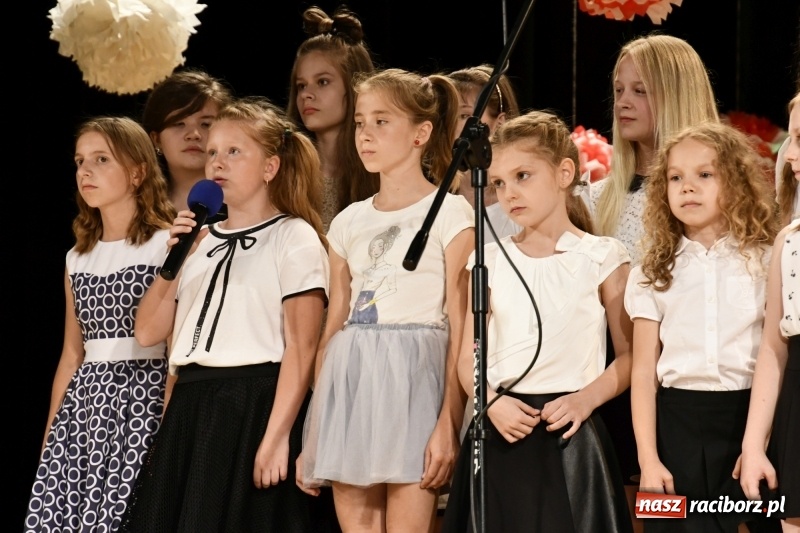 Zdjęcie w galerii na portalu naszraciborz.pl: Orły, Superorły i Orliki - Gala Laureatów SP18 wiadomości z regionu