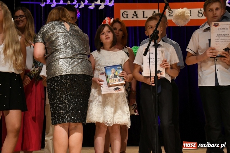 Zdjęcie w galerii na portalu naszraciborz.pl: Orły, Superorły i Orliki - Gala Laureatów SP18 wiadomości z regionu