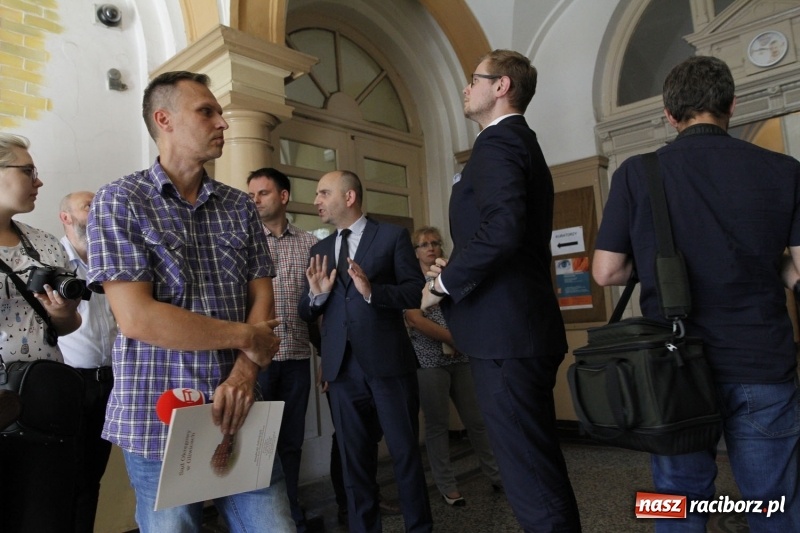 Zdjęcie w galerii na portalu naszraciborz.pl: Rozpoczyna się ostatni etap modernizacji dawnego sądu krajowego w Raciborzu. To będzie perła wśród gmachów Temidy wiadomości z regionu