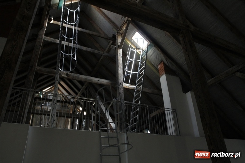 Zdjęcie w galerii na portalu naszraciborz.pl: Rozpoczyna się ostatni etap modernizacji dawnego sądu krajowego w Raciborzu. To będzie perła wśród gmachów Temidy wiadomości z regionu