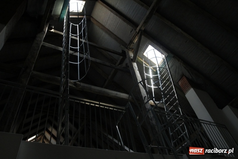 Zdjęcie w galerii na portalu naszraciborz.pl: Rozpoczyna się ostatni etap modernizacji dawnego sądu krajowego w Raciborzu. To będzie perła wśród gmachów Temidy wiadomości z regionu