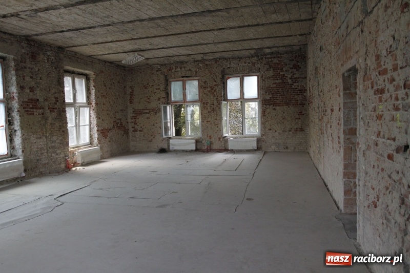 Zdjęcie w galerii na portalu naszraciborz.pl: Rozpoczyna się ostatni etap modernizacji dawnego sądu krajowego w Raciborzu. To będzie perła wśród gmachów Temidy wiadomości z regionu