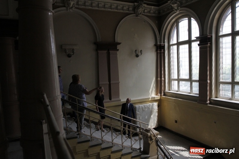 Zdjęcie w galerii na portalu naszraciborz.pl: Rozpoczyna się ostatni etap modernizacji dawnego sądu krajowego w Raciborzu. To będzie perła wśród gmachów Temidy wiadomości z regionu
