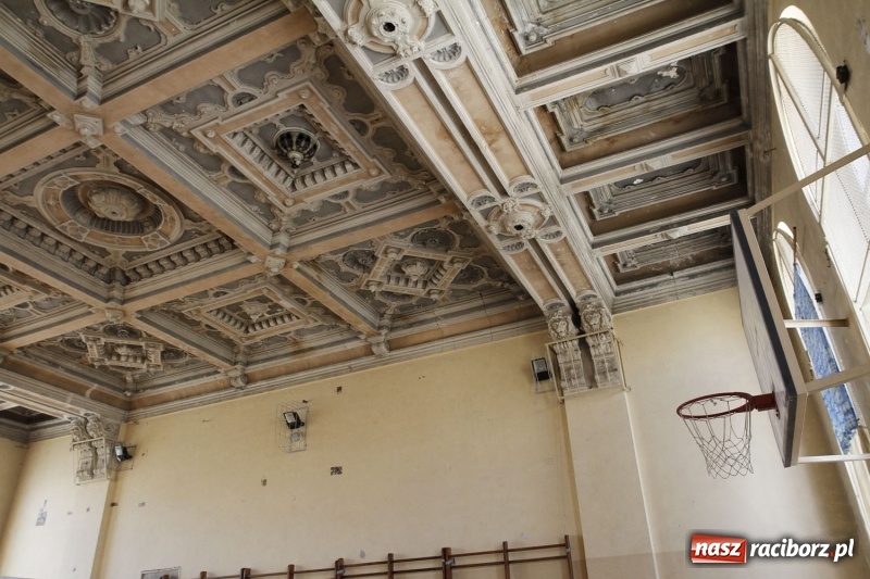 Zdjęcie w galerii na portalu naszraciborz.pl: Rozpoczyna się ostatni etap modernizacji dawnego sądu krajowego w Raciborzu. To będzie perła wśród gmachów Temidy wiadomości z regionu