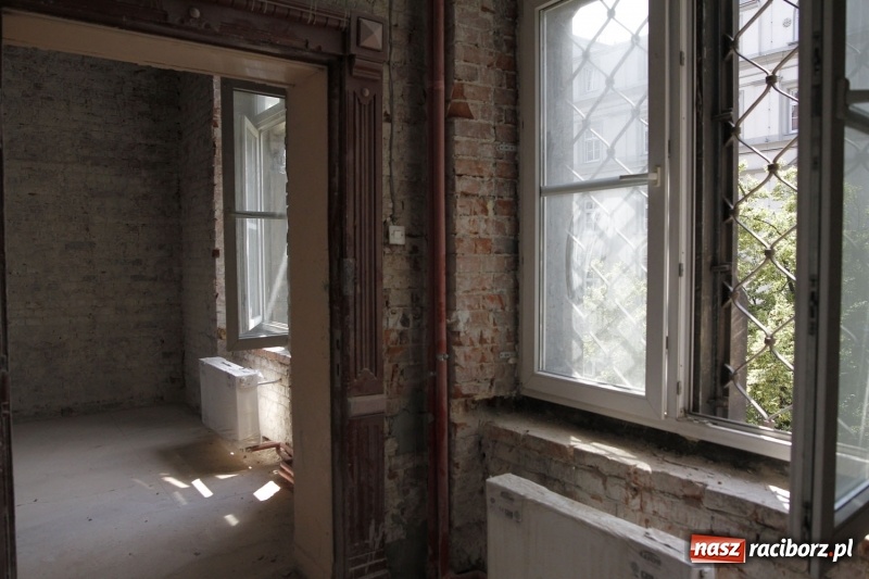 Zdjęcie w galerii na portalu naszraciborz.pl: Rozpoczyna się ostatni etap modernizacji dawnego sądu krajowego w Raciborzu. To będzie perła wśród gmachów Temidy wiadomości z regionu