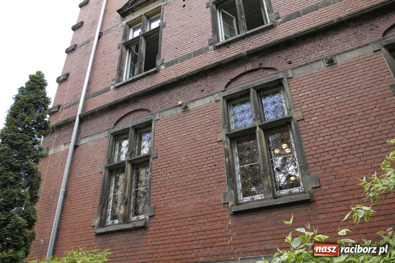 Zdjęcie w galerii na portalu naszraciborz.pl: Rozpoczyna się ostatni etap modernizacji dawnego sądu krajowego w Raciborzu. To będzie perła wśród gmachów Temidy wiadomości z regionu