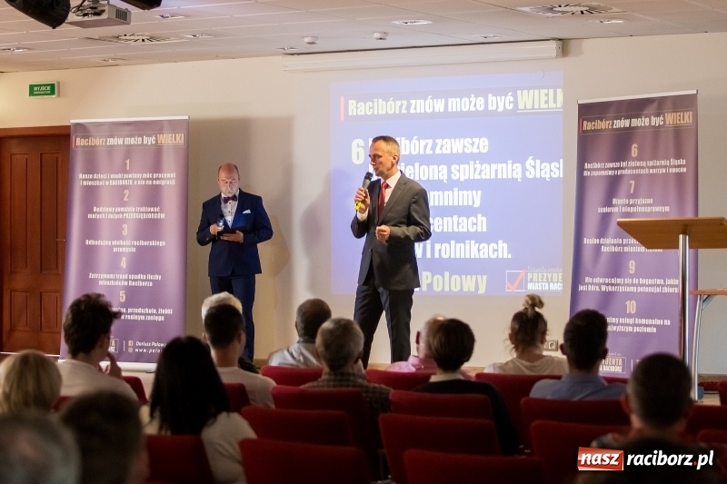 Zdjęcie w galerii na portalu naszraciborz.pl: Dziesięć obietnic Dariusza Polowego. Przyszły kandydat na prezydenta Raciborza odsłonił część kart, ale na konkrety trzeba poczekać wiadomości z regionu