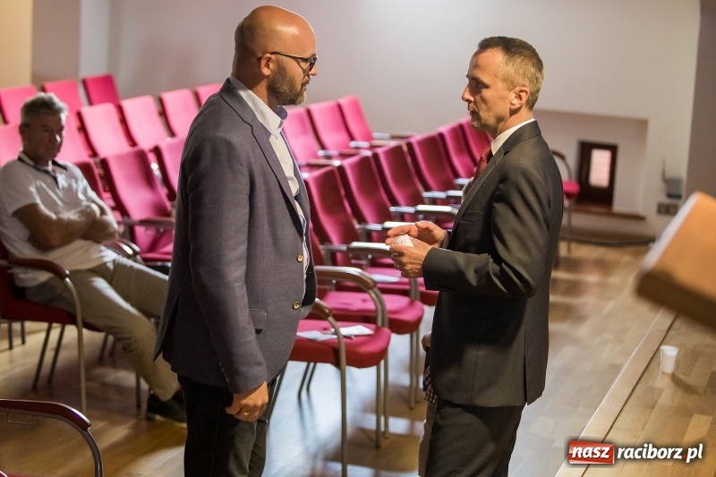 Zdjęcie w galerii na portalu naszraciborz.pl: Dziesięć obietnic Dariusza Polowego. Przyszły kandydat na prezydenta Raciborza odsłonił część kart, ale na konkrety trzeba poczekać wiadomości z regionu