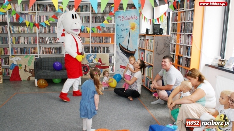 Zdjęcie w galerii na portalu naszraciborz.pl: Koziołek Matołek w Klubie Malucha na Ostrogu wiadomości z regionu