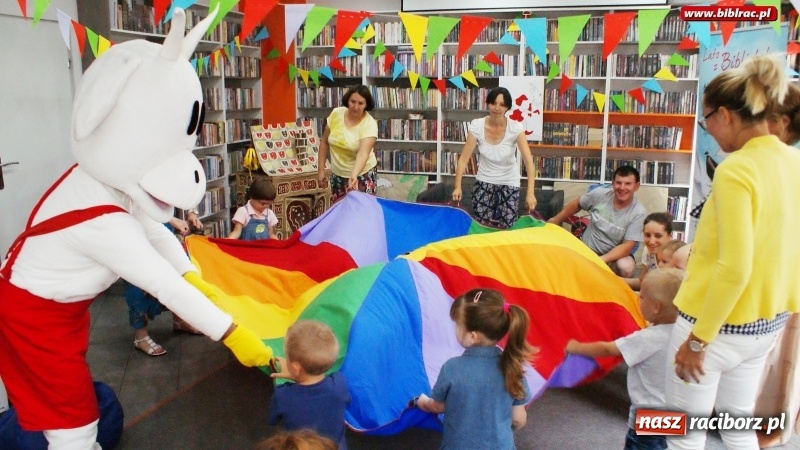 Zdjęcie w galerii na portalu naszraciborz.pl: Koziołek Matołek w Klubie Malucha na Ostrogu wiadomości z regionu