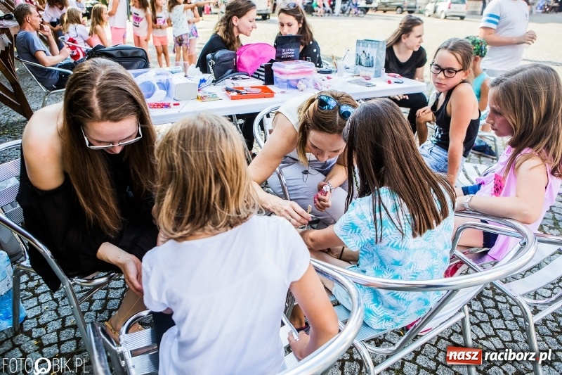 Zdjęcie w galerii na portalu naszraciborz.pl: VII Noc z Duchami na Zamku Piastowskim już za nami wiadomości z regionu