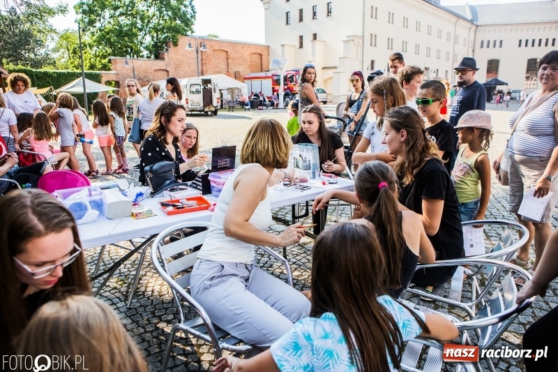 Zdjęcie w galerii na portalu naszraciborz.pl: VII Noc z Duchami na Zamku Piastowskim już za nami wiadomości z regionu