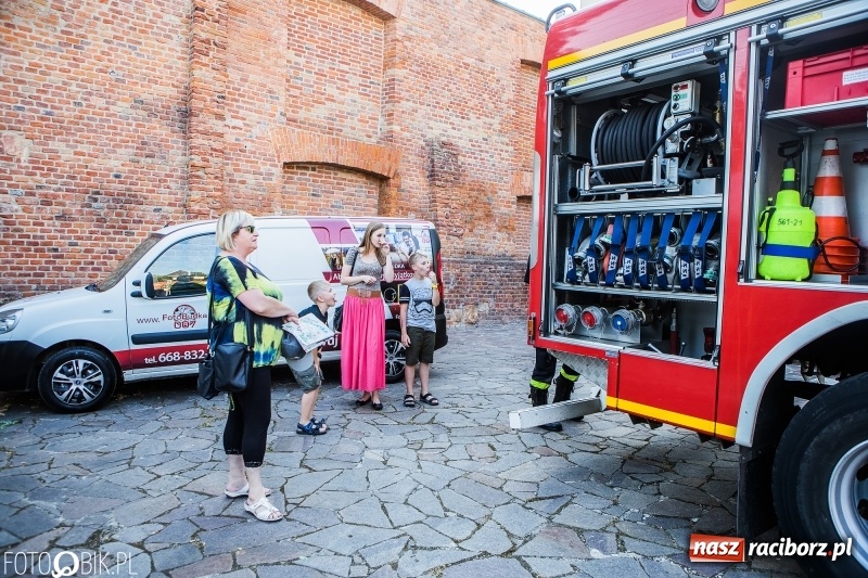 Zdjęcie w galerii na portalu naszraciborz.pl: VII Noc z Duchami na Zamku Piastowskim już za nami wiadomości z regionu
