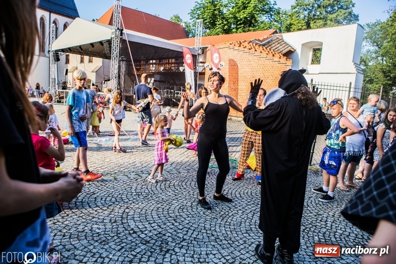 Zdjęcie w galerii na portalu naszraciborz.pl: VII Noc z Duchami na Zamku Piastowskim już za nami wiadomości z regionu