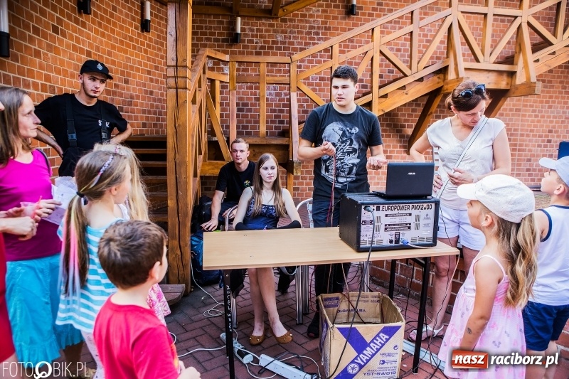 Zdjęcie w galerii na portalu naszraciborz.pl: VII Noc z Duchami na Zamku Piastowskim już za nami wiadomości z regionu