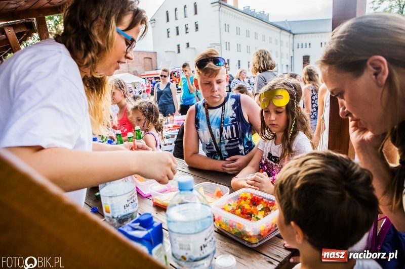 Zdjęcie w galerii na portalu naszraciborz.pl: VII Noc z Duchami na Zamku Piastowskim już za nami wiadomości z regionu