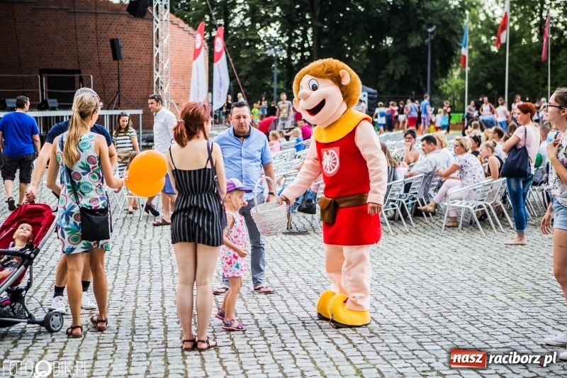 Zdjęcie w galerii na portalu naszraciborz.pl: VII Noc z Duchami na Zamku Piastowskim już za nami wiadomości z regionu